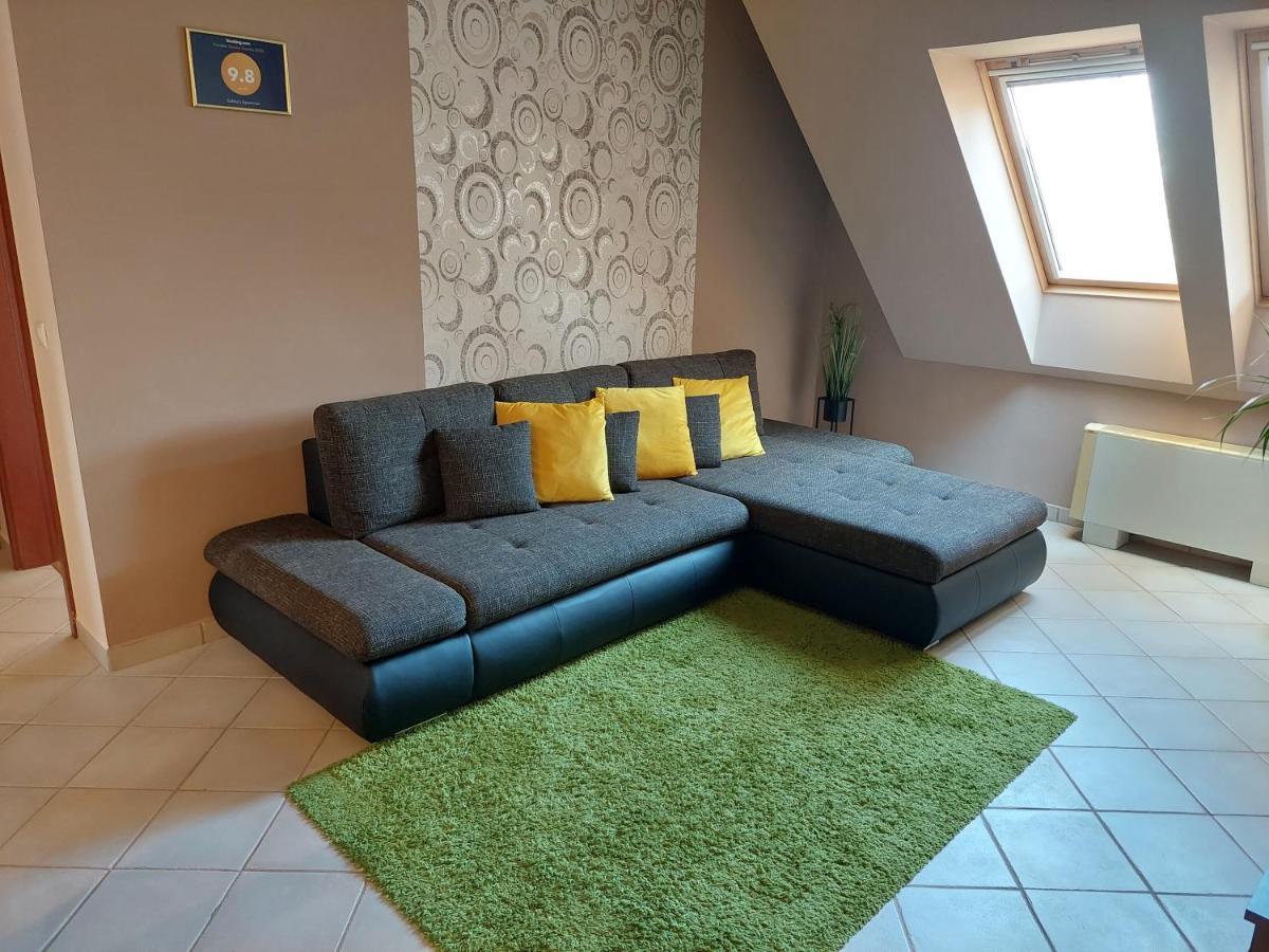 Samuci Apartman Hajdúszoboszló 外观 照片