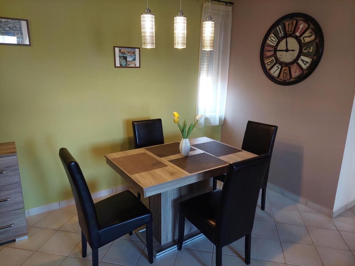 Samuci Apartman Hajdúszoboszló 外观 照片