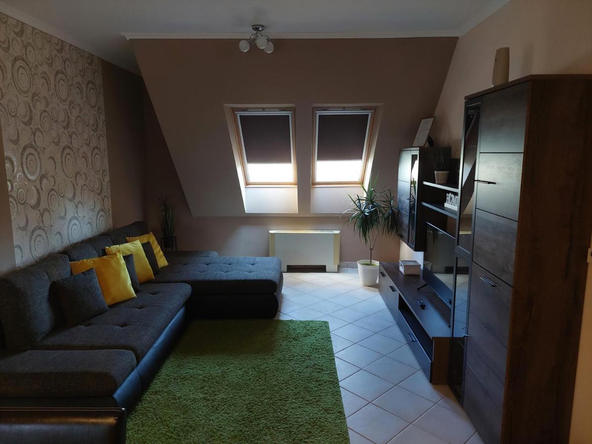 Samuci Apartman Hajdúszoboszló 外观 照片